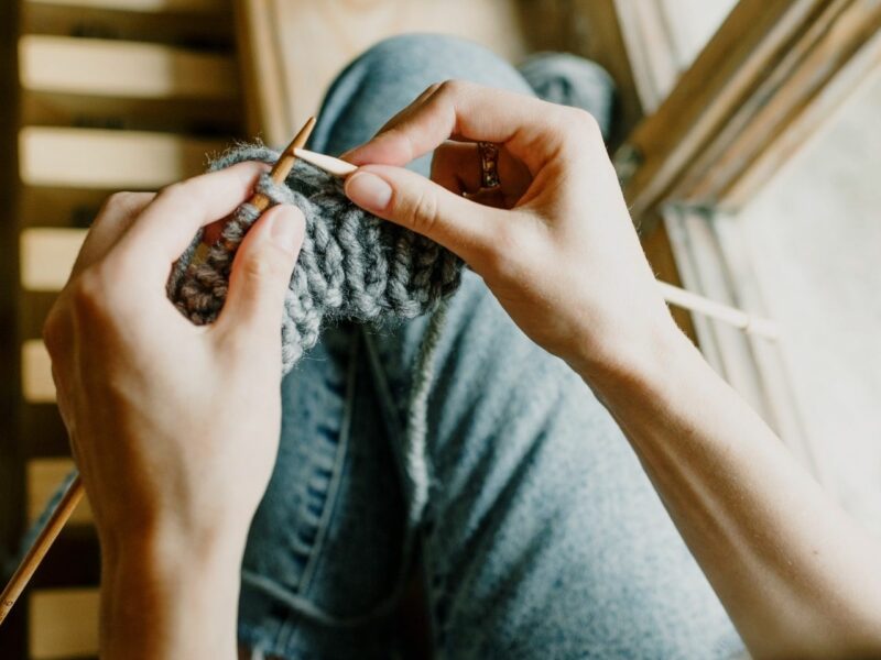 Hands knitting